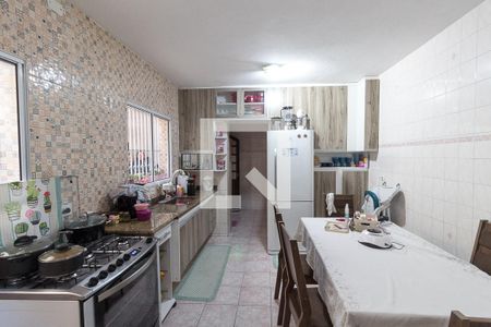 Casa à venda com 210m², 4 quartos e 4 vagasCozinha