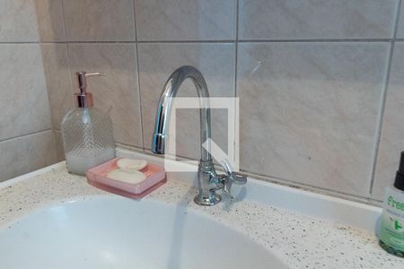 Casa à venda com 210m², 4 quartos e 4 vagasBanheiro - Torneira