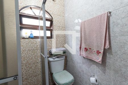 Casa à venda com 210m², 4 quartos e 4 vagasBanheiro 3