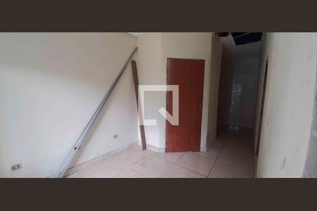 Casa para alugar com 2 quartos, 10m² em Helena Maria, Osasco