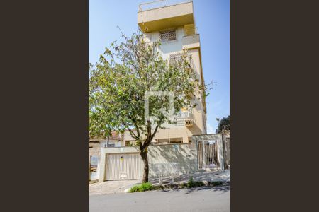 Apartamento para alugar com 75m², 2 quartos e 2 vagasFachada