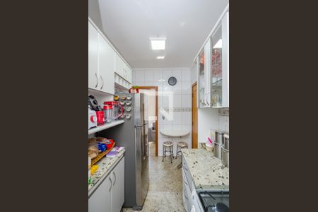 Apartamento para alugar com 75m², 2 quartos e 2 vagasCozinha