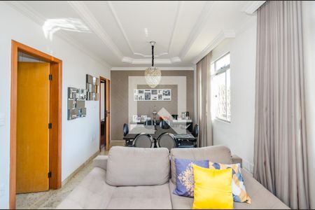 Sala de apartamento para alugar com 2 quartos, 75m² em Padre Eustáquio, Belo Horizonte