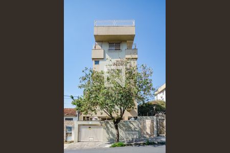 Apartamento para alugar com 75m², 2 quartos e 2 vagasFachada