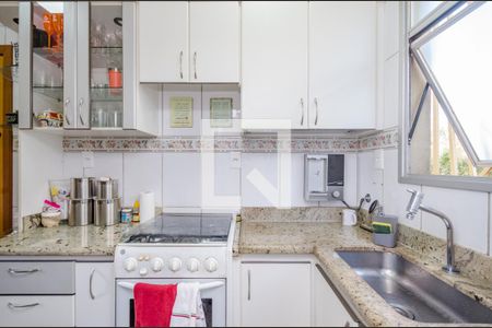 Apartamento para alugar com 75m², 2 quartos e 2 vagasCozinha