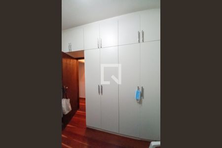 Casa para alugar com 500m², 4 quartos e 2 vagas Casa para alugar com 500m², 4 quartos e 2 vagasQuarto 2