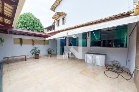 Casa para alugar com 500m², 4 quartos e 2 vagas Casa para alugar com 500m², 4 quartos e 2 vagasÁrea Gourmet
