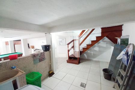 Casa para alugar com 500m², 4 quartos e 2 vagas Casa para alugar com 500m², 4 quartos e 2 vagasLavanderia