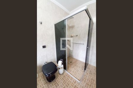 Casa para alugar com 500m², 4 quartos e 2 vagas Casa para alugar com 500m², 4 quartos e 2 vagasBanheiro da Suíte 2