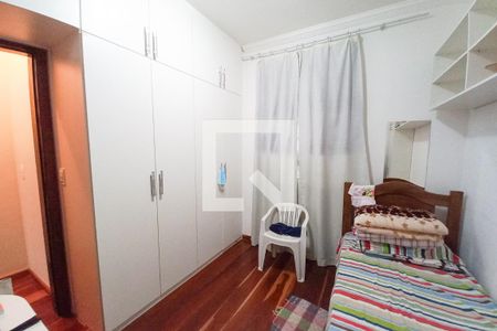 Casa para alugar com 500m², 4 quartos e 2 vagas Casa para alugar com 500m², 4 quartos e 2 vagasQuarto 2