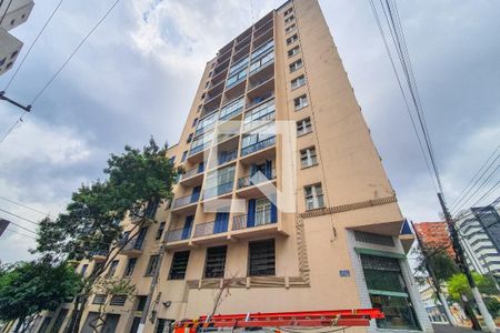 Studio para alugar com 35m², 1 quarto e sem vaga Studio para alugar com 35m², 1 quarto e sem vagaFachada