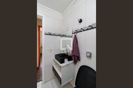 Banheiro de apartamento para alugar com 2 quartos, 45m² em Vila Brasilio Machado, São Paulo