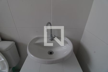 Pia do banheiro de apartamento para alugar com 1 quarto, 37m² em Cidade Ademar, São Paulo