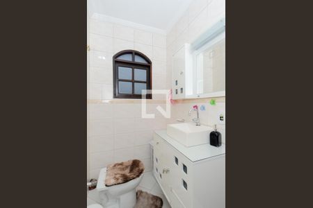 Casa à venda com 220m², 3 quartos e 3 vagasBanheiro da Suíte