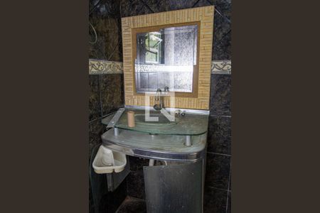 Casa para alugar com 103m², 2 quartos e 1 vagaBanheiro