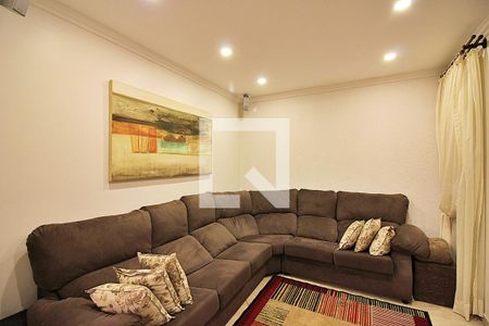 Sala de TV de casa à venda com 3 quartos, 325m² em Nova Petrópolis, São Bernardo do Campo