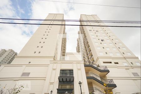 Apartamento à venda com 42m², 1 quarto e 1 vaga Apartamento à venda com 42m², 1 quarto e 1 vagaFachada