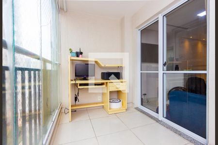 Apartamento à venda com 42m², 1 quarto e 1 vaga Apartamento à venda com 42m², 1 quarto e 1 vagaVaranda