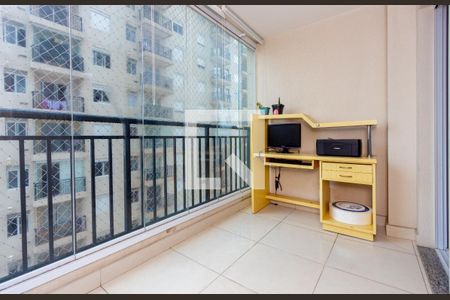Apartamento à venda com 42m², 1 quarto e 1 vaga Apartamento à venda com 42m², 1 quarto e 1 vagaVaranda
