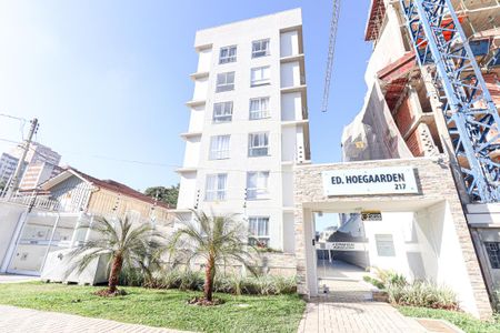 Fachada do Condomínio de apartamento para alugar com 1 quarto, 32m² em Vila Izabel, Curitiba