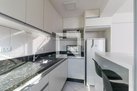 Cozinha e Área de Serviço de apartamento para alugar com 1 quarto, 32m² em Vila Izabel, Curitiba