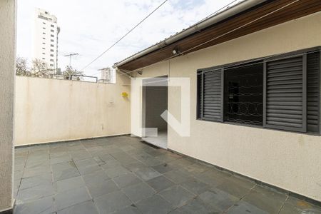 Casa para alugar com 165m², 3 quartos e 4 vagas Casa para alugar com 165m², 3 quartos e 4 vagasQuintal