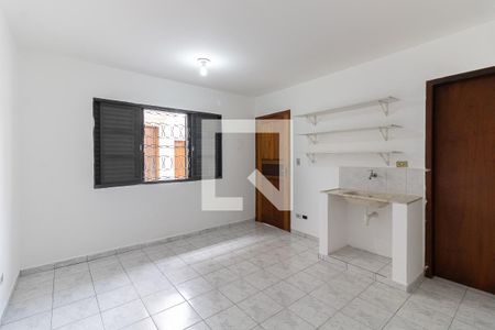Casa para alugar com 165m², 3 quartos e 4 vagas Casa para alugar com 165m², 3 quartos e 4 vagasEdícula