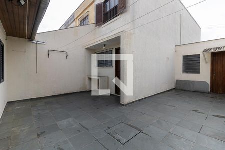 Casa para alugar com 165m², 3 quartos e 4 vagas Casa para alugar com 165m², 3 quartos e 4 vagasQuintal