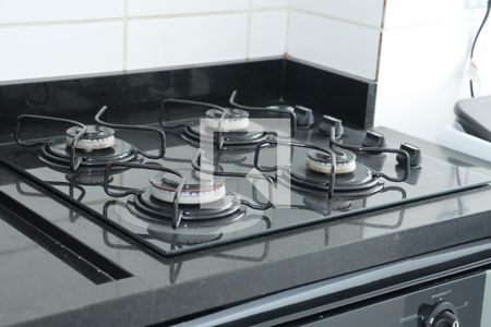 Cozinha de apartamento para alugar com 2 quartos, 47m² em Vila Monte Serrat, Cotia