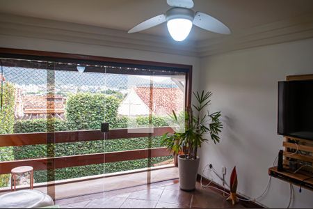 sala de casa de condomínio à venda com 3 quartos, 300m² em Taquara, Rio de Janeiro