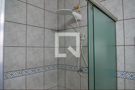 Casa de condomínio à venda com 300m², 3 quartos e 3 vagasbanheiro