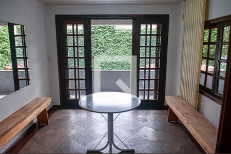 Casa de condomínio à venda com 300m², 3 quartos e 3 vagasquarto 3