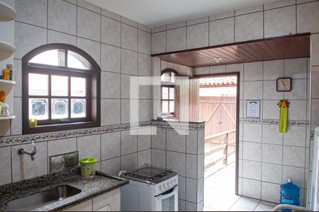 Casa de condomínio à venda com 300m², 3 quartos e 3 vagascozinha