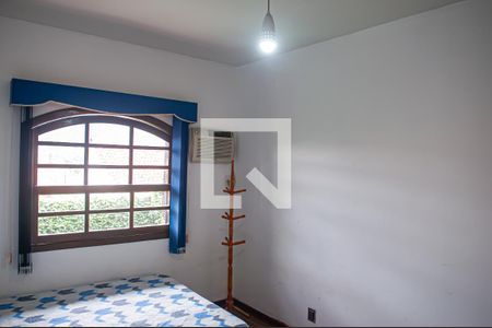 Casa de condomínio à venda com 300m², 3 quartos e 3 vagasquarto 1