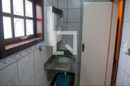 Casa de condomínio à venda com 300m², 3 quartos e 3 vagasbanheiro