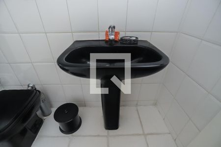 Casa à venda com 120m², 5 quartos e 3 vagasBanheiro 1