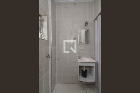 Banheiro de kitnet/studio para alugar com 1 quarto, 25m² em Centro Histórico de São Paulo, São Paulo