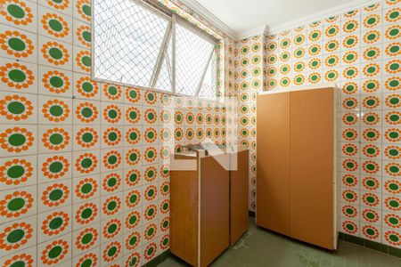 Apartamento à venda com 115m², 2 quartos e 1 vagaÁrea de Serviço