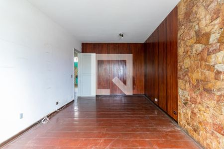 Sala de casa para alugar com 2 quartos, 136m² em Vila Friburgo, São Paulo