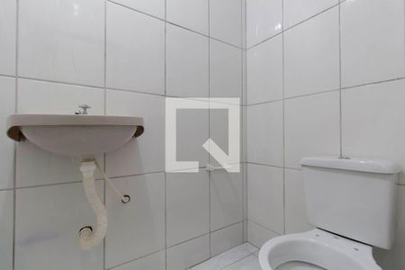 Banheiro  de casa para alugar com 1 quarto, 55m² em Vila Matilde, São Paulo