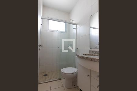 Apartamento para alugar com 67m², 3 quartos e 2 vagas Apartamento para alugar com 67m², 3 quartos e 2 vagasBanheiro