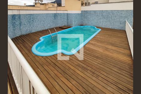 Apartamento à venda com 70m², 2 quartos e 1 vagaÁrea comum - Piscina