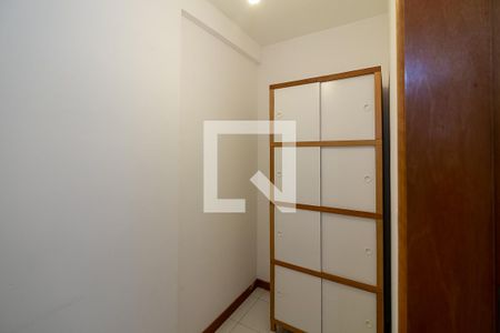 Apartamento à venda com 70m², 2 quartos e 1 vagaQuarto de Serviço