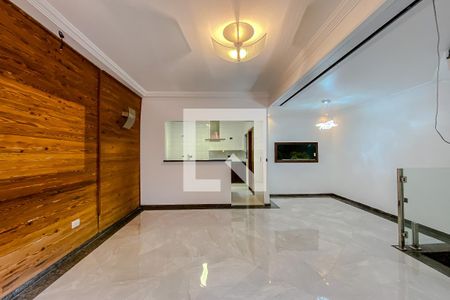 Sala de casa de condomínio para alugar com 3 quartos, 135m² em Vila Invernada, São Paulo