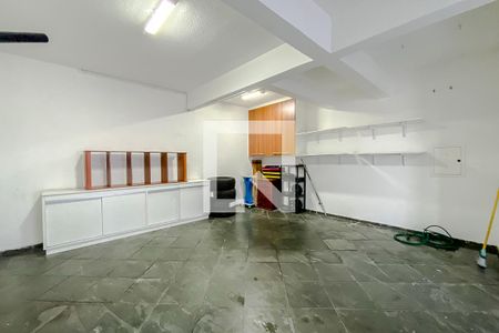 Casa de condomínio para alugar com 135m², 3 quartos e 3 vagas Casa de condomínio para alugar com 135m², 3 quartos e 3 vagasGaragem