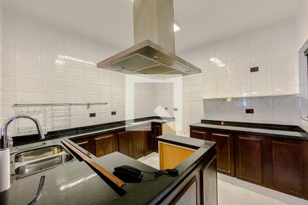 Casa de condomínio para alugar com 135m², 3 quartos e 3 vagas Casa de condomínio para alugar com 135m², 3 quartos e 3 vagasCozinha