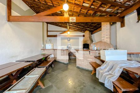 Casa de condomínio para alugar com 135m², 3 quartos e 3 vagas Casa de condomínio para alugar com 135m², 3 quartos e 3 vagasÁrea comum - Churrasqueira