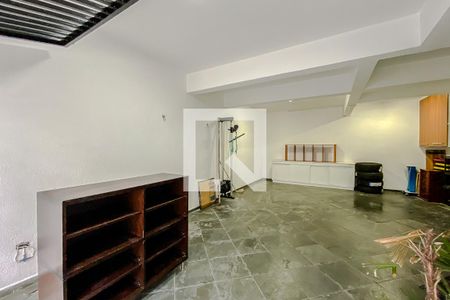 Casa de condomínio para alugar com 135m², 3 quartos e 3 vagas Casa de condomínio para alugar com 135m², 3 quartos e 3 vagasGaragem