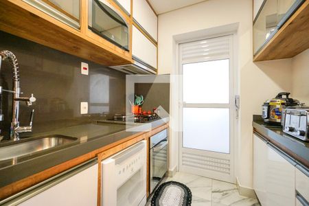 Apartamento à venda com 92m², 2 quartos e 2 vagasCozinha