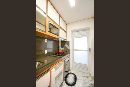 Apartamento à venda com 92m², 2 quartos e 2 vagasCozinha